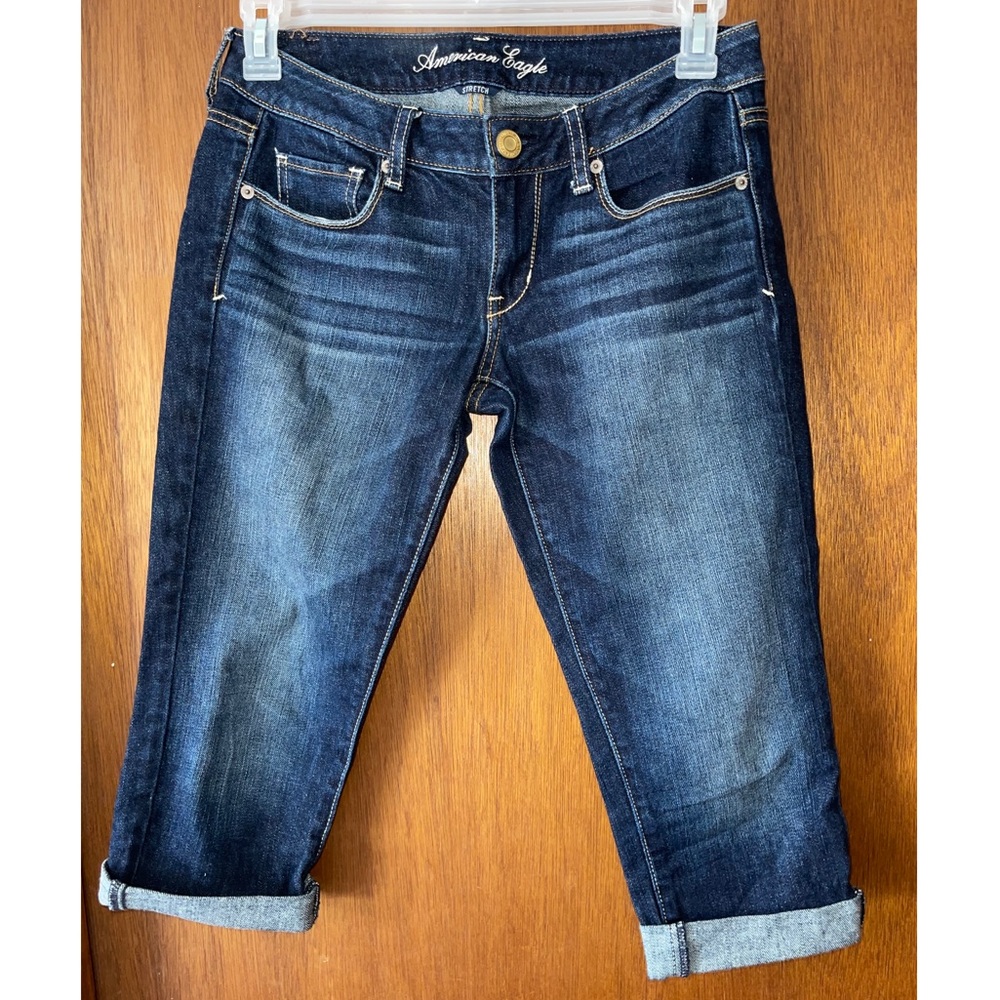 American Eagle Low-Rise Capris